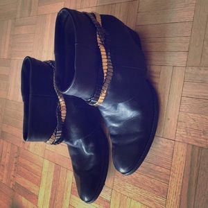Ankle boots